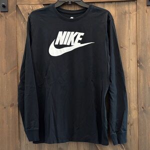 Nike Men's Long Sleeve Tee in Black and White